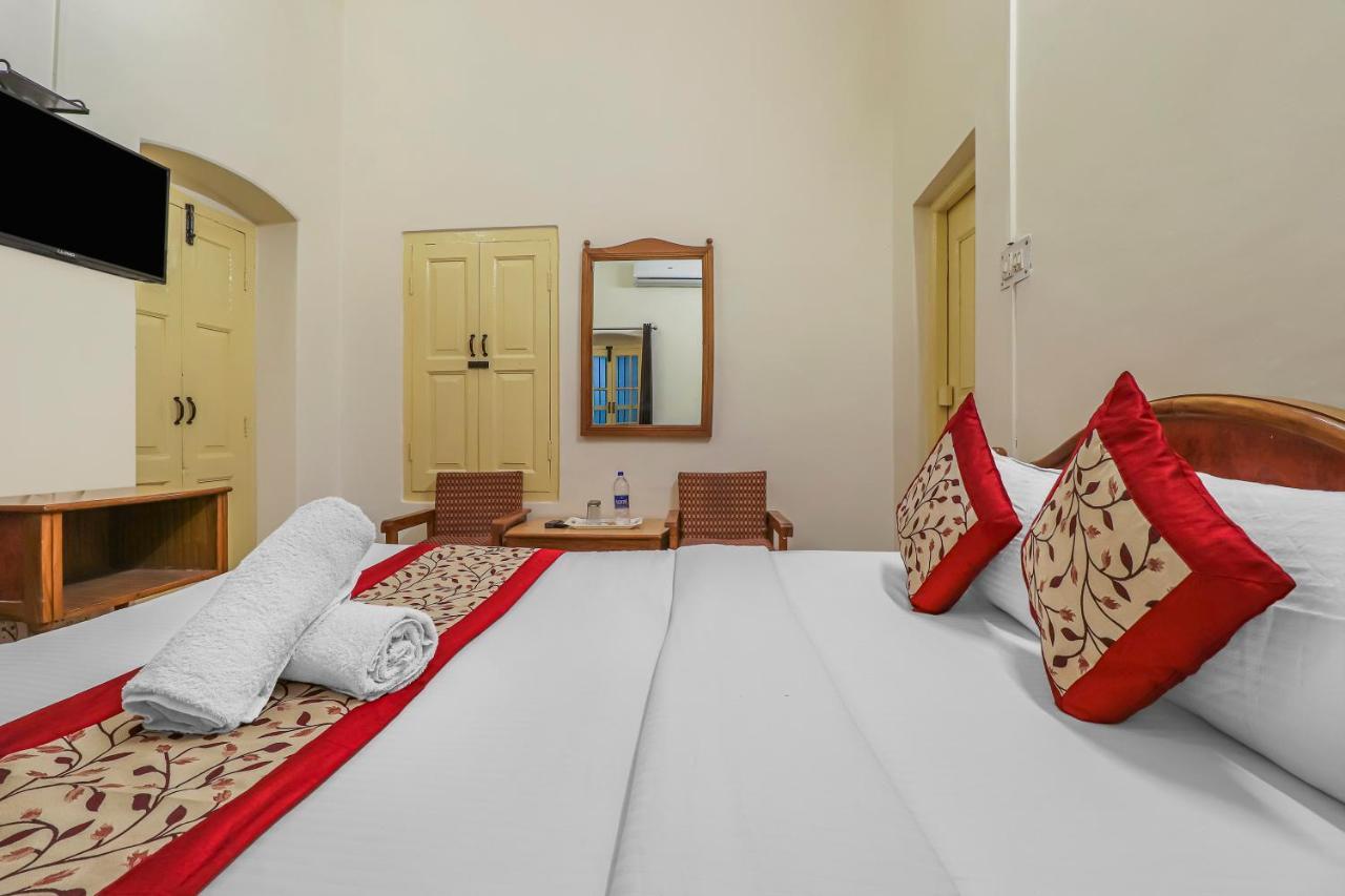 Hotel Heritage Деградун Екстер'єр фото