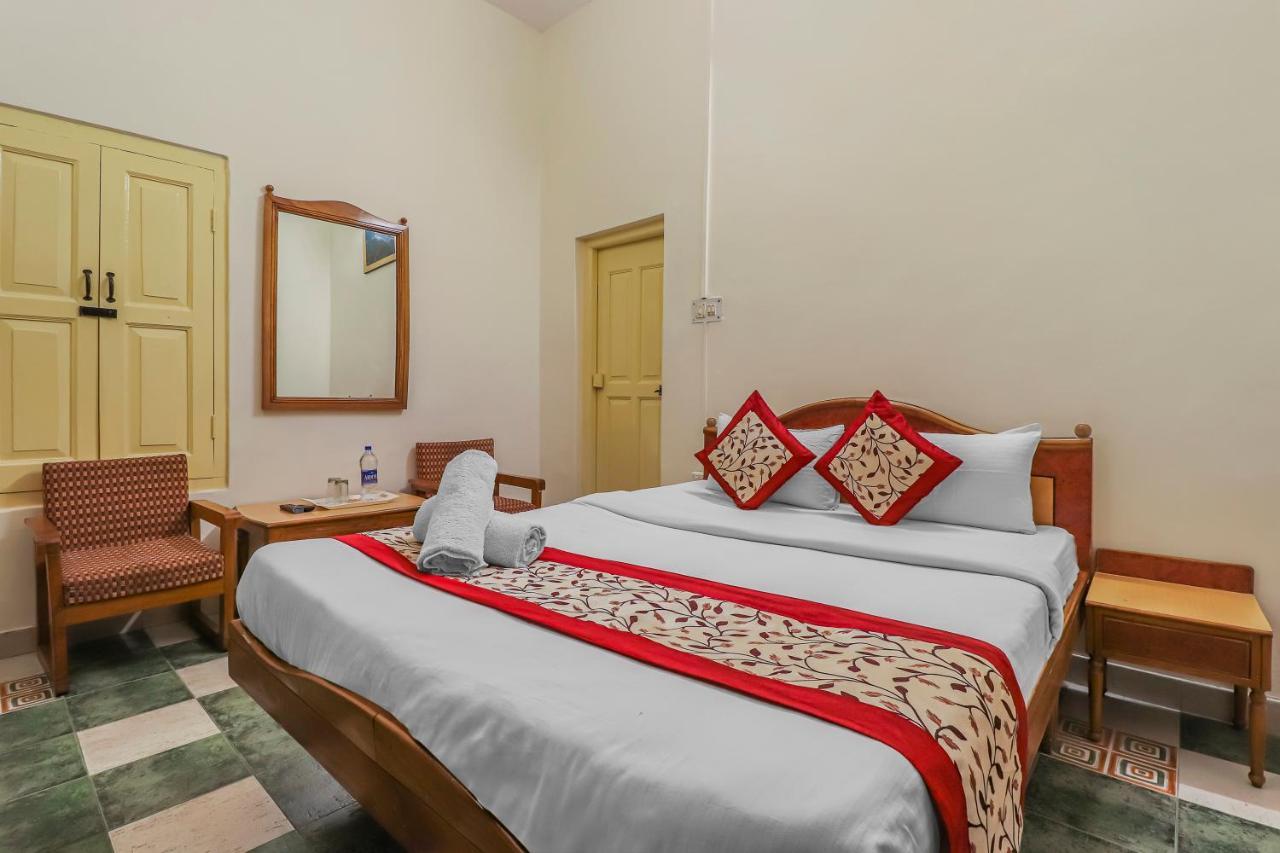 Hotel Heritage Деградун Екстер'єр фото